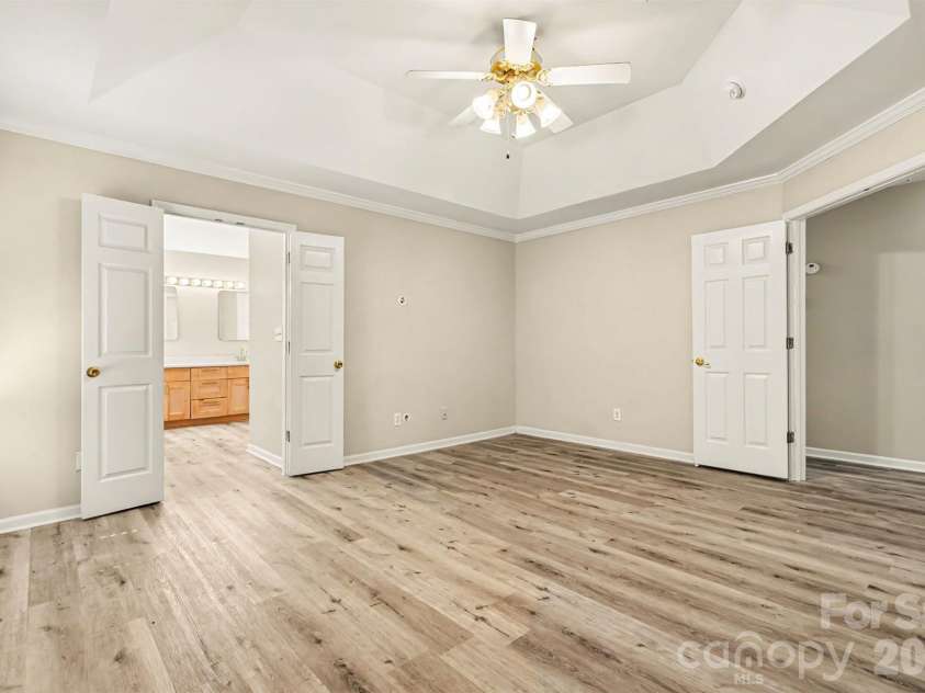 7731 Beaker Court, Charlotte, NC 28269.  MLS# CAR4410357, YatesRealty ID 41429. 