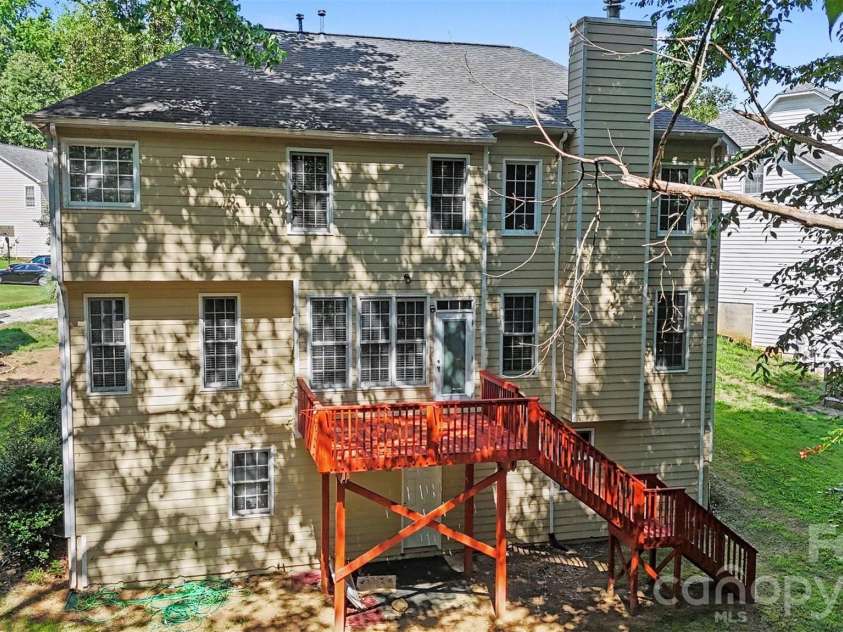 7731 Beaker Court, Charlotte, NC 28269.  MLS# CAR4410357, YatesRealty ID 41429. 