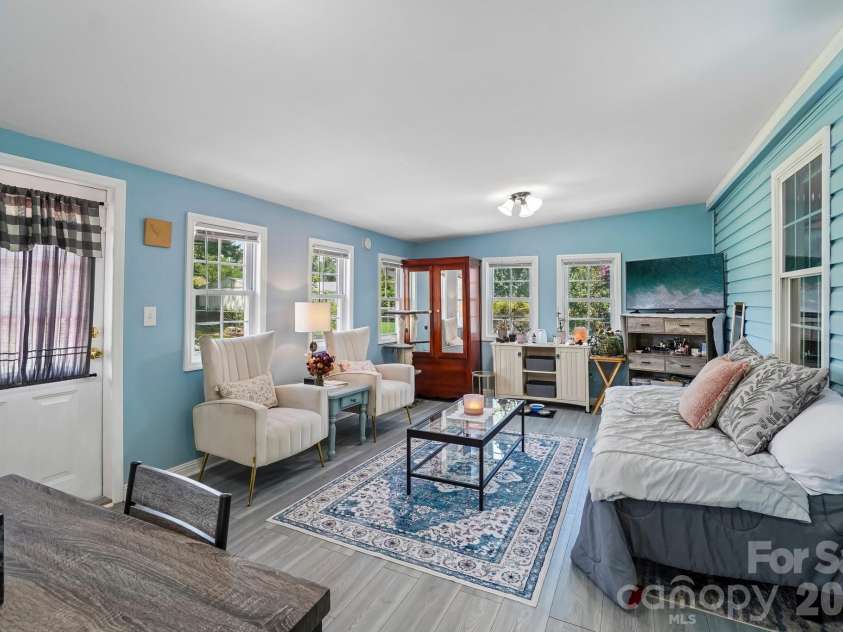 210 Leigh Anne Lane, Horse Shoe, NC 28742.  MLS# CAR4411081, YatesRealty ID 41430. 