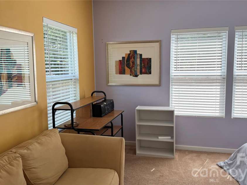 7736 Ponderosa Lane, Charlotte, NC 28215.  MLS# CAR4411529, YatesRealty ID 41432. 