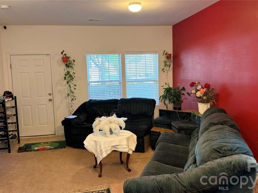 7736 Ponderosa Lane, Charlotte, NC 28215.  MLS# CAR4411529, YatesRealty ID 41432. 