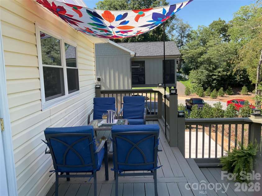 107 Burkemont Avenue, Morganton, NC 28655.  MLS# CAR4411531, YatesRealty ID 41433. 