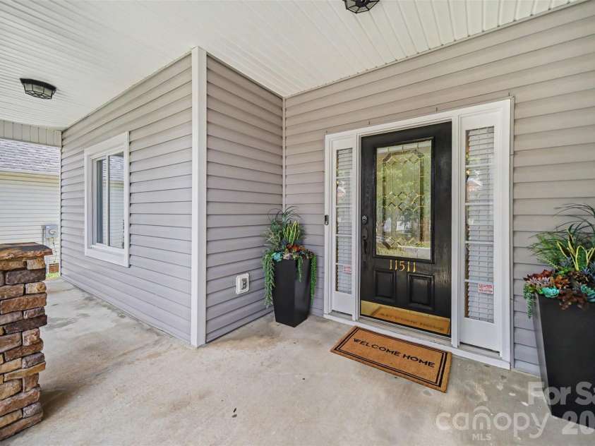 11511 Innes Court, Charlotte, NC 28277.  MLS# CAR4409523, YatesRealty ID 41434. 