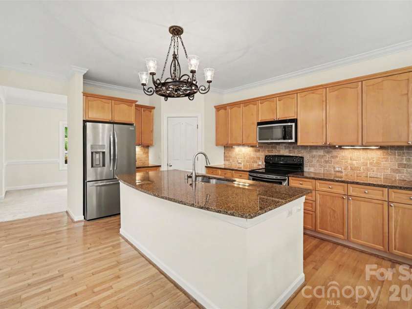 11511 Innes Court, Charlotte, NC 28277.  MLS# CAR4409523, YatesRealty ID 41434. 