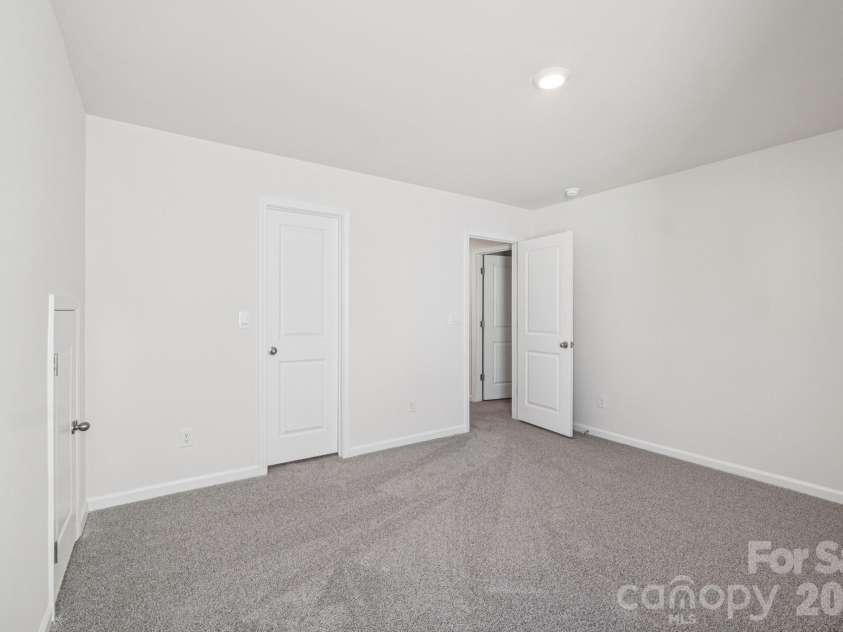 126 Ridgehaven Drive, Waynesville, NC 28786.  MLS# CAR4411535, YatesRealty ID 41435. Photos are representative