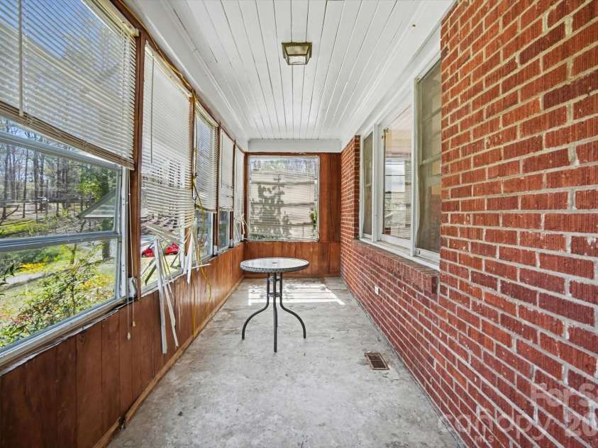 105 Shelton Circle, Wadesboro, NC 28170.  MLS# CAR4411240, YatesRealty ID 41436. 