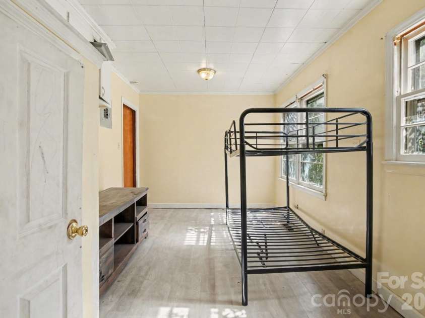 105 Shelton Circle, Wadesboro, NC 28170.  MLS# CAR4411240, YatesRealty ID 41436. 