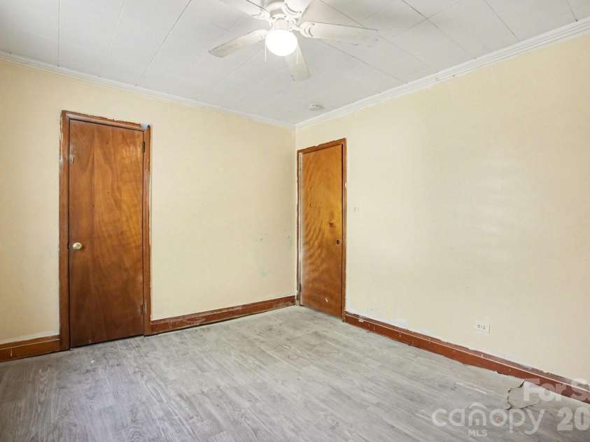 105 Shelton Circle, Wadesboro, NC 28170.  MLS# CAR4411240, YatesRealty ID 41436. 