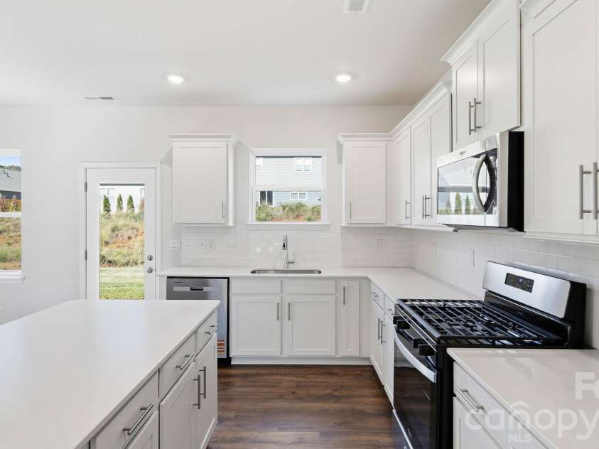 73 Ridgehaven Drive, Waynesville, NC 28786.  MLS# CAR4411544, YatesRealty ID 41439. 