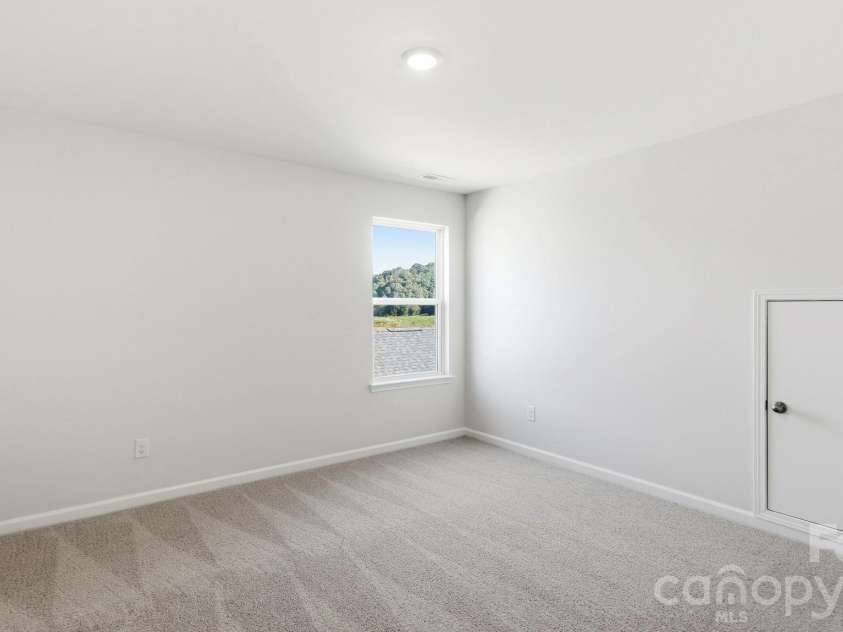 73 Ridgehaven Drive, Waynesville, NC 28786.  MLS# CAR4411544, YatesRealty ID 41439. 