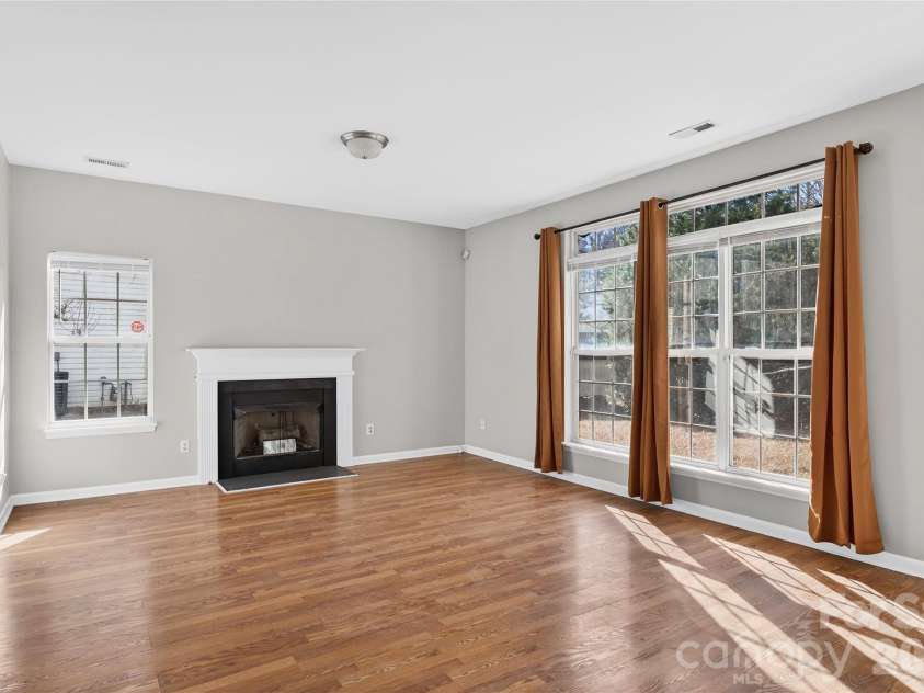 1906 Decatur Court, Charlotte, NC 28213.  MLS# CAR4330083, YatesRealty ID 4144. 