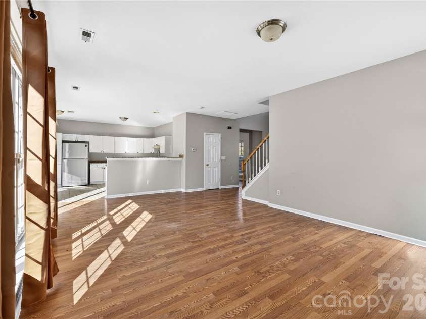 1906 Decatur Court, Charlotte, NC 28213.  MLS# CAR4330083, YatesRealty ID 4144. 