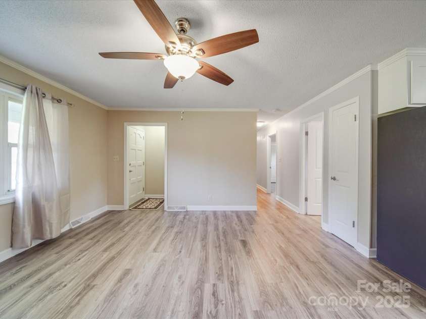 516 Lakeview Drive, Wadesboro, NC 28170.  MLS# CAR4238752, YatesRealty ID 4144. 