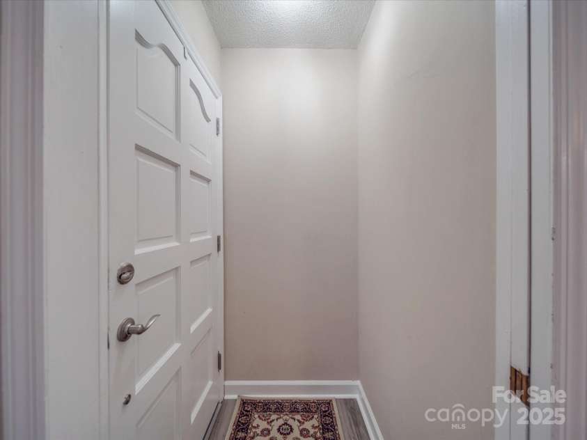 516 Lakeview Drive, Wadesboro, NC 28170.  MLS# CAR4238752, YatesRealty ID 4144. 