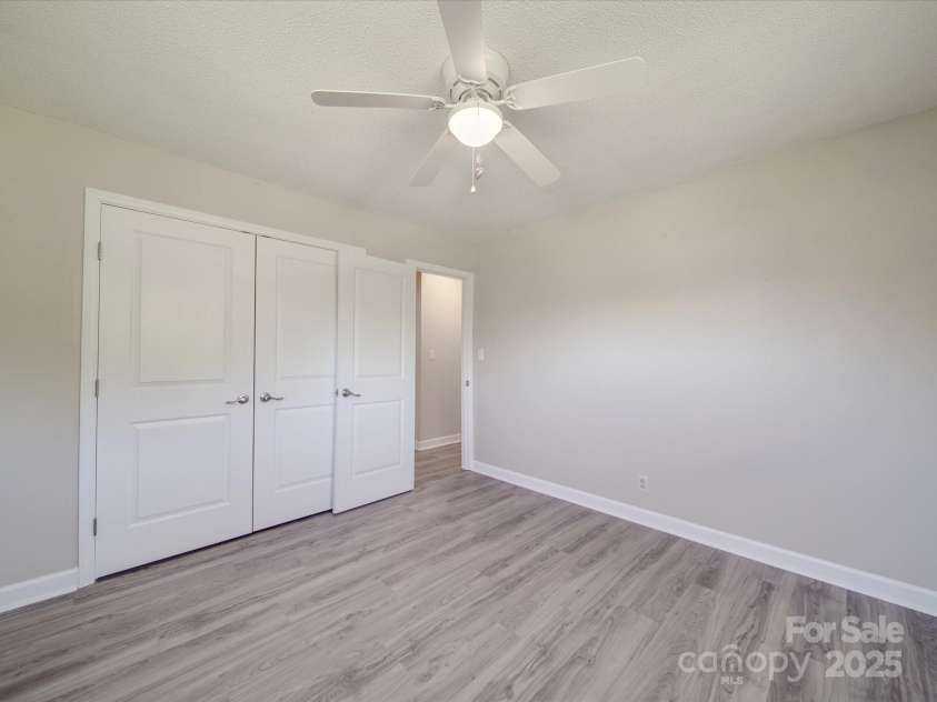 516 Lakeview Drive, Wadesboro, NC 28170.  MLS# CAR4238752, YatesRealty ID 4144. 