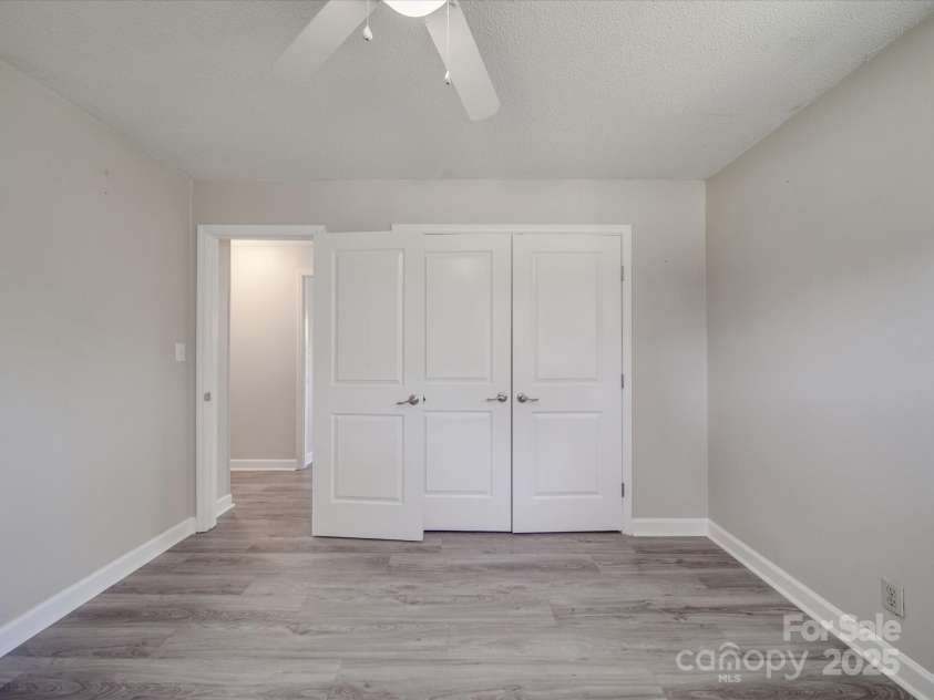 516 Lakeview Drive, Wadesboro, NC 28170.  MLS# CAR4238752, YatesRealty ID 4144. 