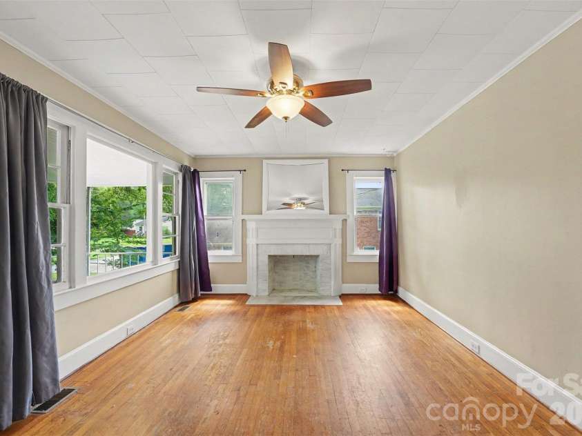 1102 Desoto Avenue, Kannapolis, NC 28083.  MLS# CAR4409858, YatesRealty ID 41441. 