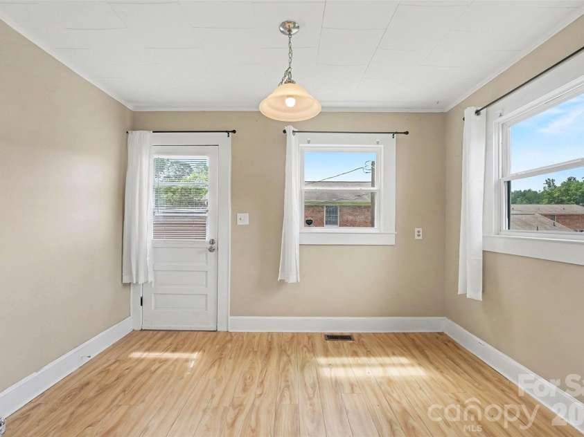 1102 Desoto Avenue, Kannapolis, NC 28083.  MLS# CAR4409858, YatesRealty ID 41441. 