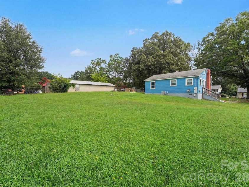 1102 Desoto Avenue, Kannapolis, NC 28083.  MLS# CAR4409858, YatesRealty ID 41441. 