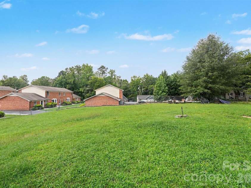 1102 Desoto Avenue, Kannapolis, NC 28083.  MLS# CAR4409858, YatesRealty ID 41441. 