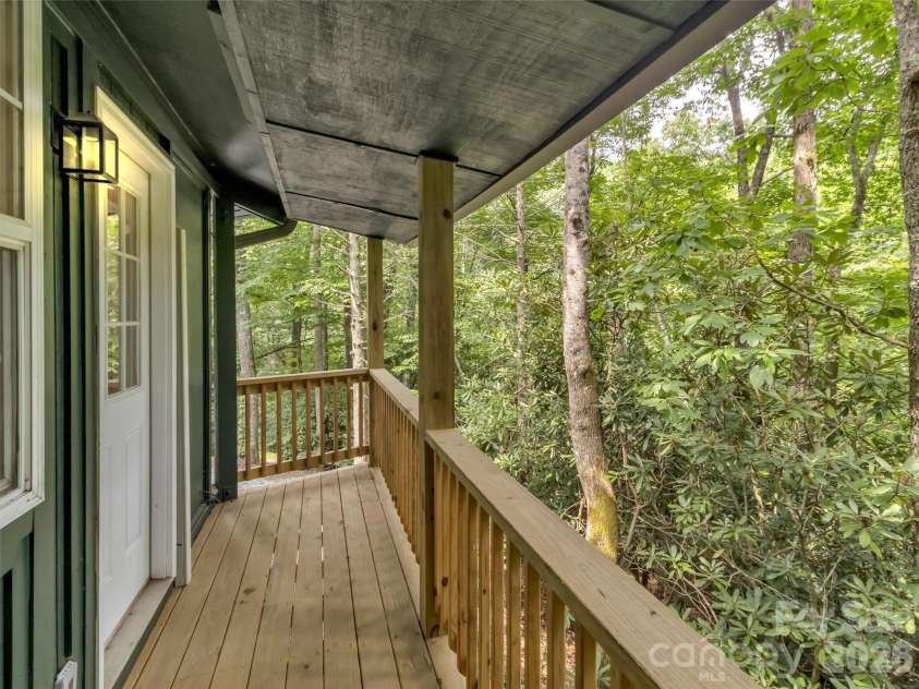 477 Mountain Forest Estate, Sylva, NC 28779.  MLS# CAR4409582, YatesRealty ID 41443. 