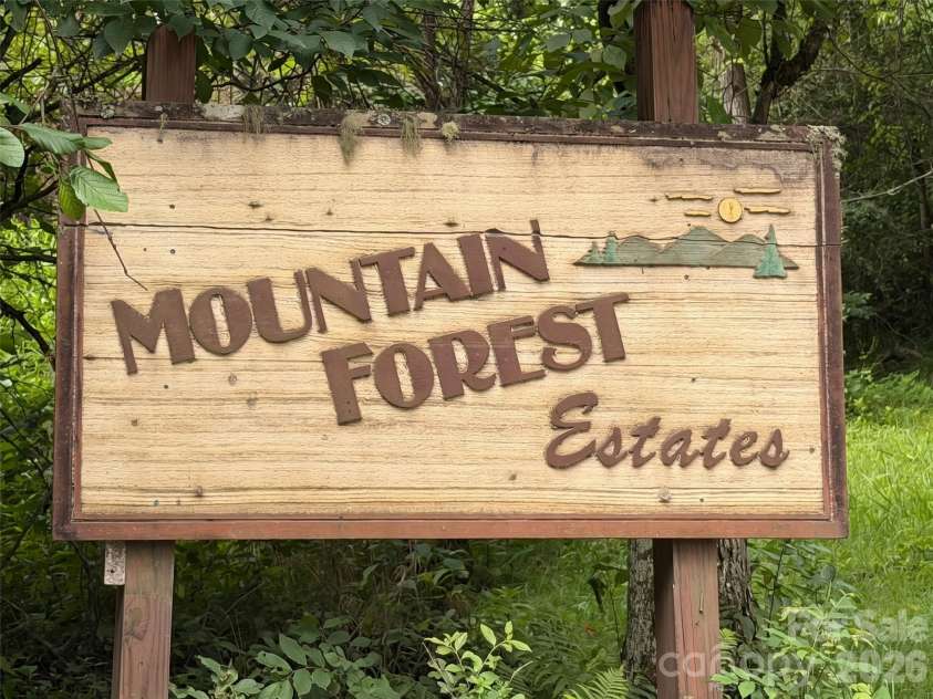 475 Mountain Forest Estate, Sylva, NC 28779.  MLS# CAR4409586, YatesRealty ID 41444. 