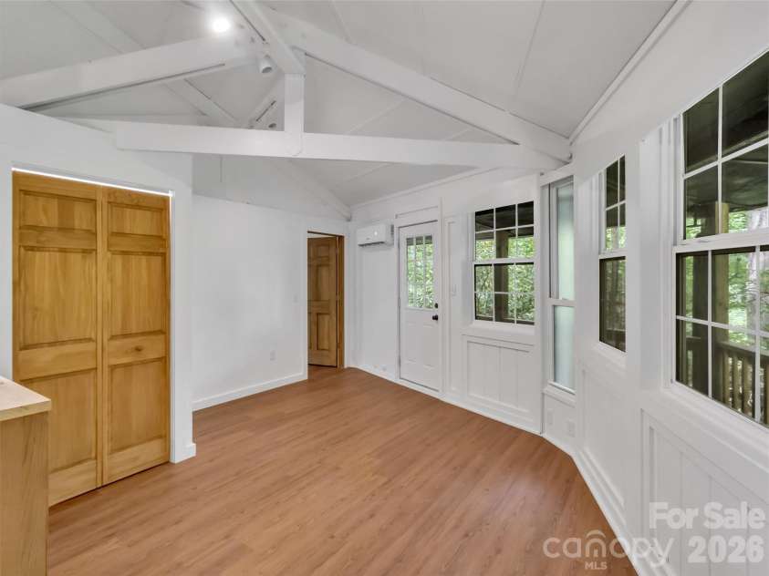 475 Mountain Forest Estate, Sylva, NC 28779.  MLS# CAR4409586, YatesRealty ID 41444. 