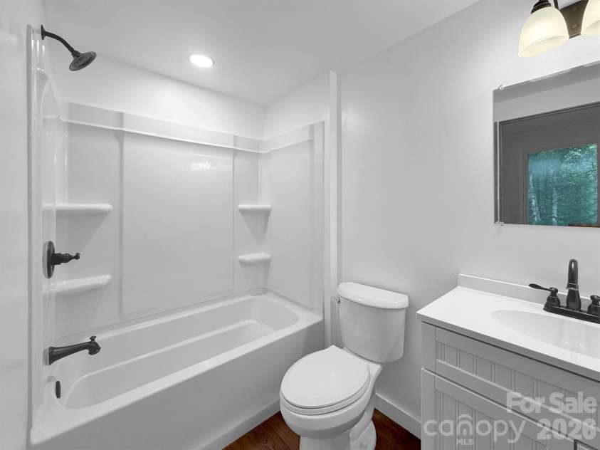 475 Mountain Forest Estate, Sylva, NC 28779.  MLS# CAR4409586, YatesRealty ID 41444. 