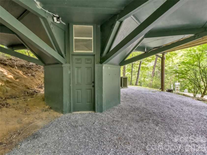 475 Mountain Forest Estate, Sylva, NC 28779.  MLS# CAR4409586, YatesRealty ID 41444. 