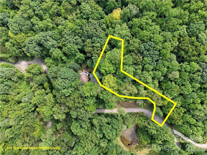 475 Mountain Forest Estate, Sylva, NC 28779.  MLS# CAR4409586, YatesRealty ID 41444. 
