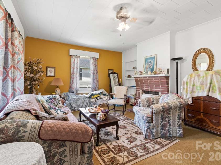 665 Cherry Street, Wadesboro, NC 28170.  MLS# CAR4411532, YatesRealty ID 41449. 