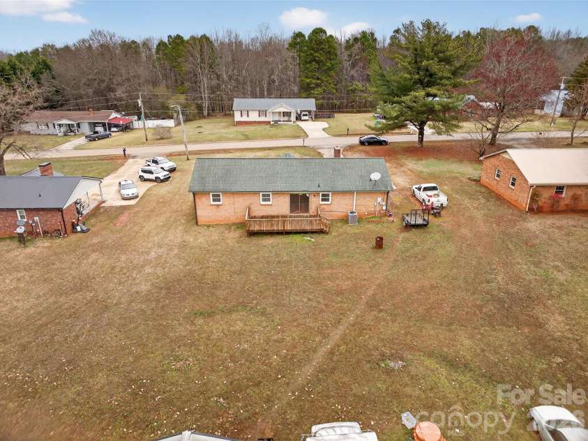 1406 Meandering Lane, Lincolnton, NC 28092.  MLS# CAR4345783, YatesRealty ID 4145. Backyard