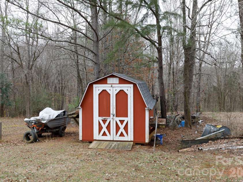 864 Butler Lake Road, Chester, SC 29706.  MLS# CAR4340426, YatesRealty ID 4145. 