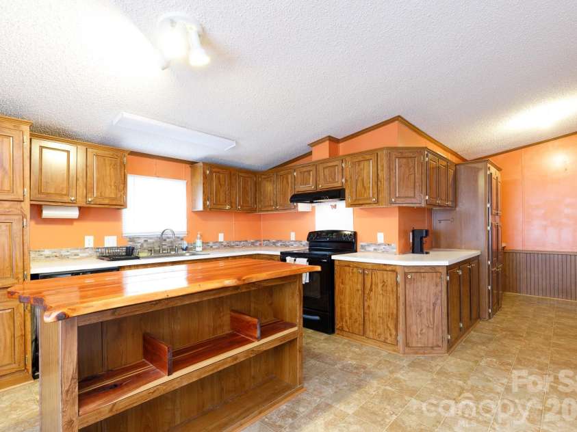 864 Butler Lake Road, Chester, SC 29706.  MLS# CAR4340426, YatesRealty ID 4145. 