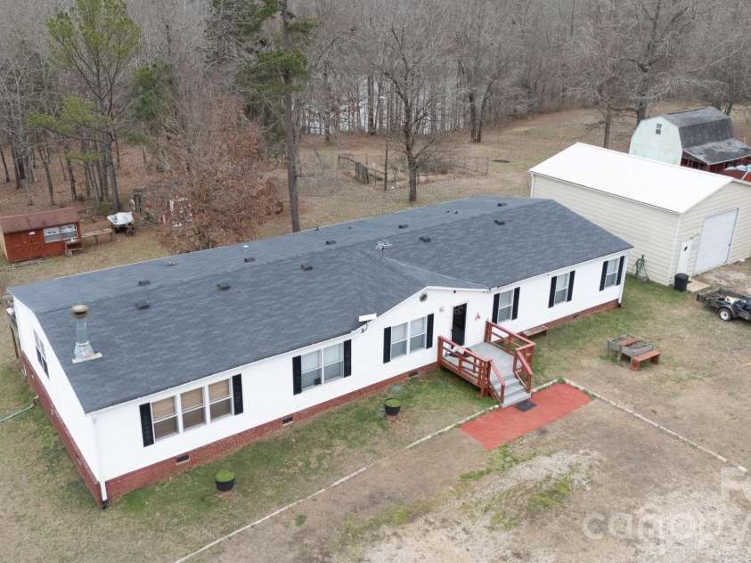 864 Butler Lake Road, Chester, SC 29706.  MLS# CAR4340426, YatesRealty ID 4145. 