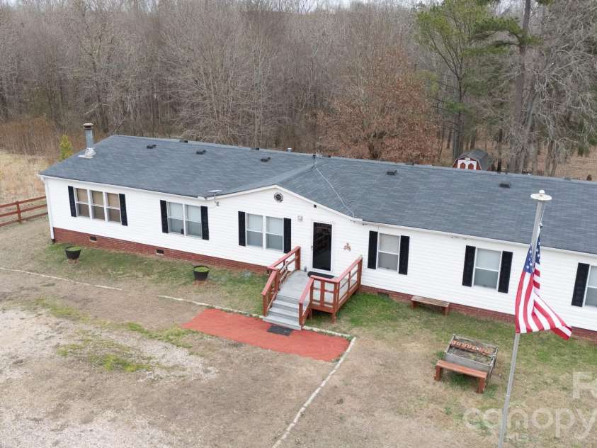 864 Butler Lake Road, Chester, SC 29706.  MLS# CAR4340426, YatesRealty ID 4145. 