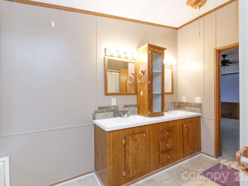 864 Butler Lake Road, Chester, SC 29706.  MLS# CAR4340426, YatesRealty ID 4145. 