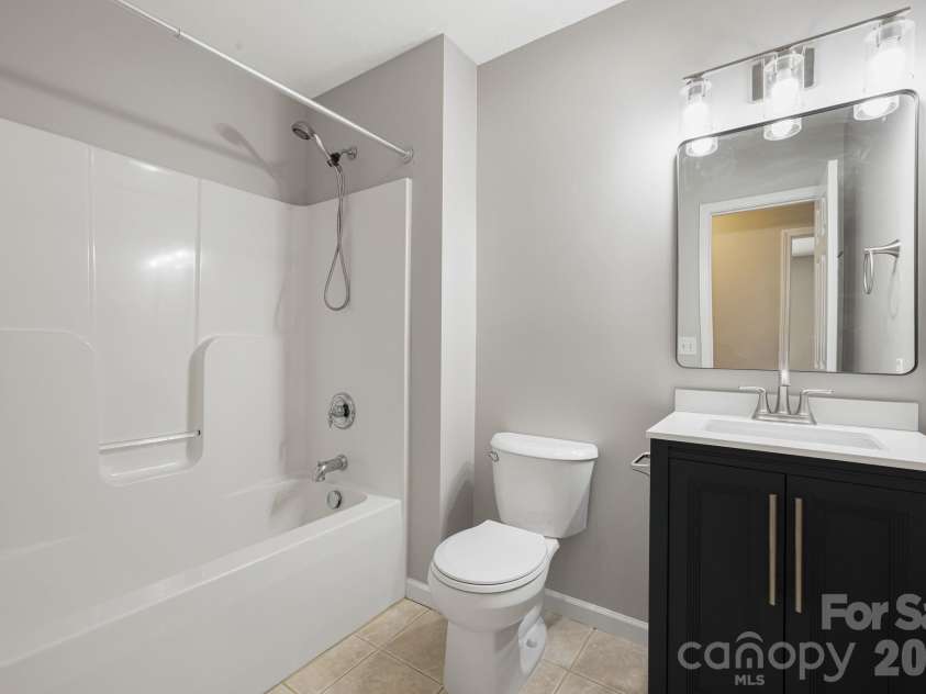 76 Selwyn Road, Asheville, NC 28806.  MLS# CAR4411517, YatesRealty ID 41451. 