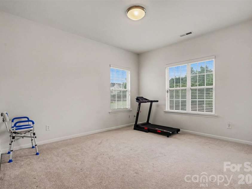 4106 Barclay Forest Drive, Charlotte, NC 28213.  MLS# CAR4411518, YatesRealty ID 41452. 