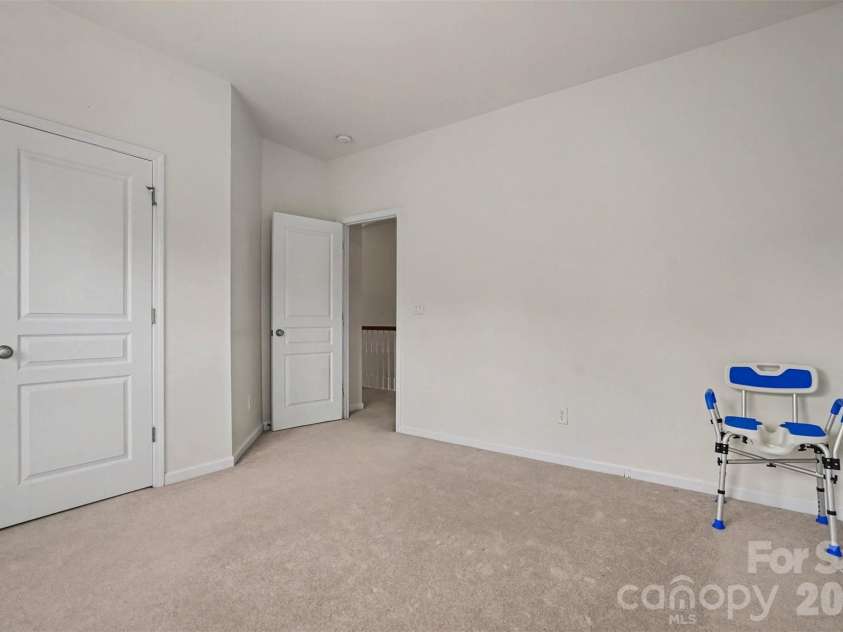 4106 Barclay Forest Drive, Charlotte, NC 28213.  MLS# CAR4411518, YatesRealty ID 41452. 