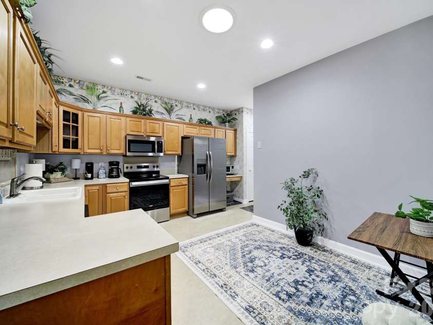 8368 Windsor Ridge Drive, Charlotte, NC 28277.  MLS# CAR4409492, YatesRealty ID 41454. 