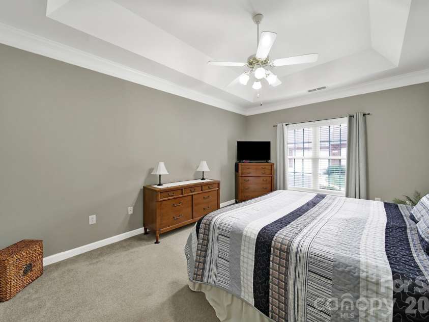 8368 Windsor Ridge Drive, Charlotte, NC 28277.  MLS# CAR4409492, YatesRealty ID 41454. 