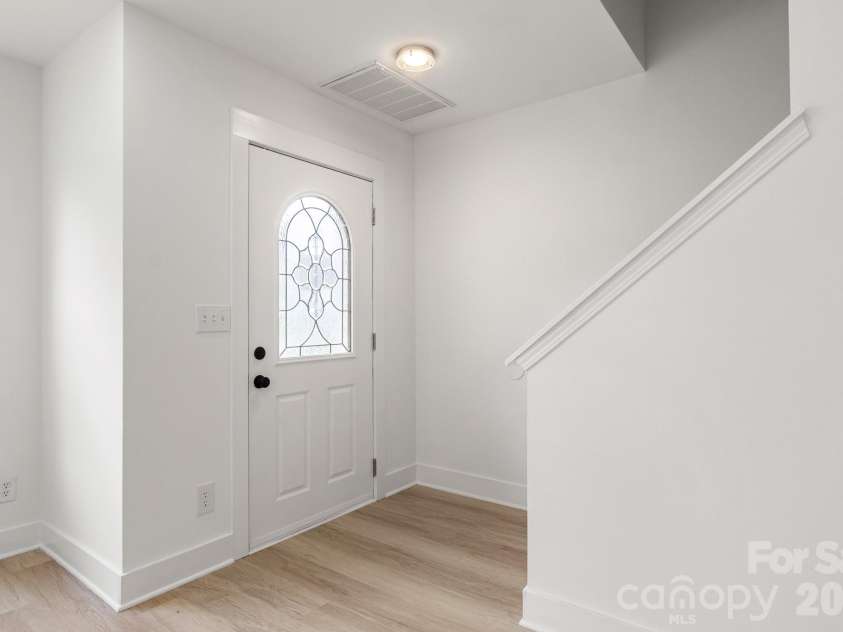 223 Newport Drive, Kannapolis, NC 28081.  MLS# CAR4409516, YatesRealty ID 41455. 