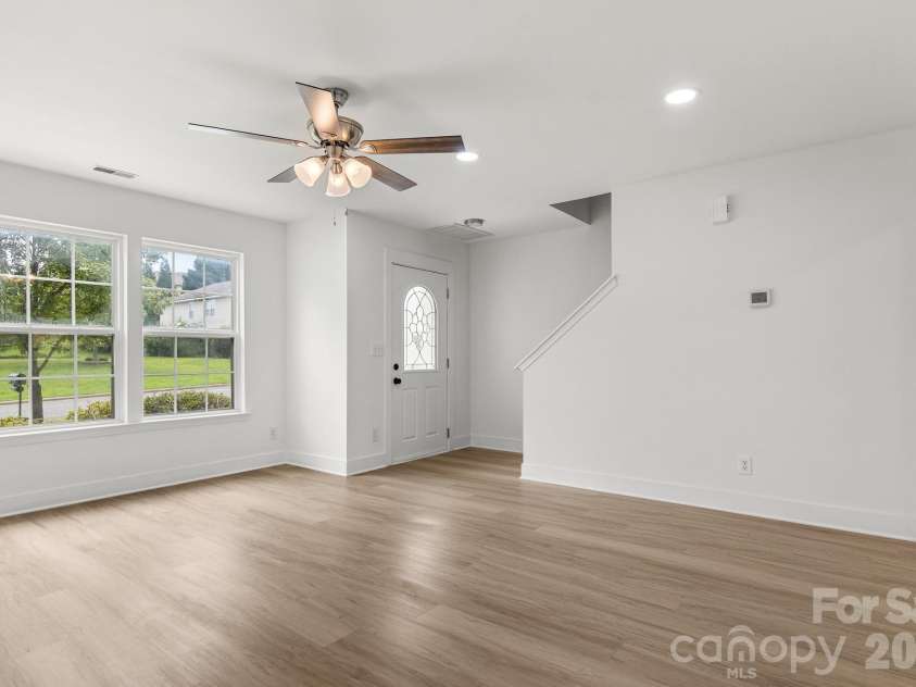 223 Newport Drive, Kannapolis, NC 28081.  MLS# CAR4409516, YatesRealty ID 41455. 