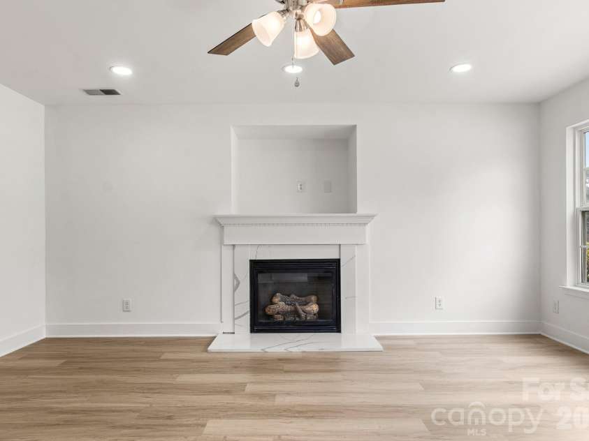 223 Newport Drive, Kannapolis, NC 28081.  MLS# CAR4409516, YatesRealty ID 41455. 