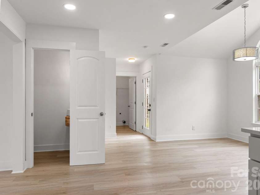 223 Newport Drive, Kannapolis, NC 28081.  MLS# CAR4409516, YatesRealty ID 41455. 