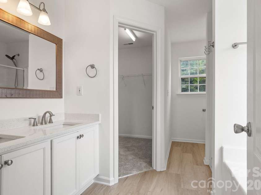 223 Newport Drive, Kannapolis, NC 28081.  MLS# CAR4409516, YatesRealty ID 41455. 