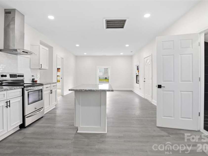 706 Sweeney Street, Chester, SC 29706.  MLS# CAR4410123, YatesRealty ID 41456. 