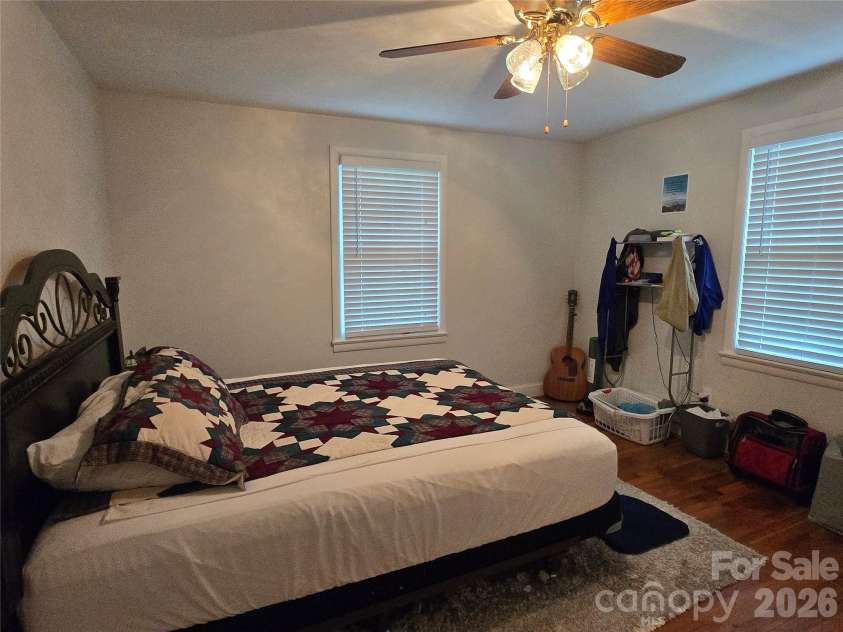 1326 26th Street, Hickory, NC 28602.  MLS# CAR4410573, YatesRealty ID 41457. 