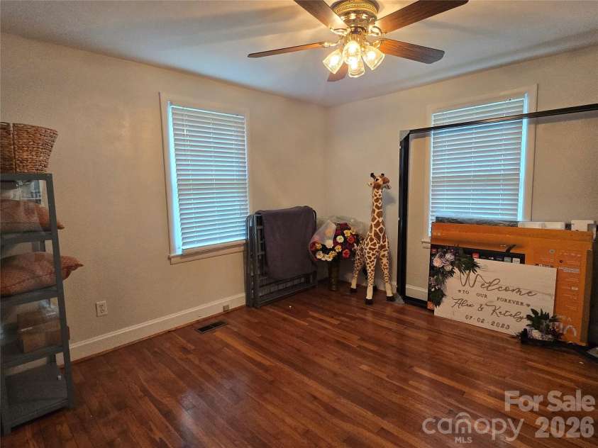 1326 26th Street, Hickory, NC 28602.  MLS# CAR4410573, YatesRealty ID 41457. 